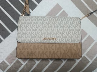 Bolso Michael Kors Beige y Blanco