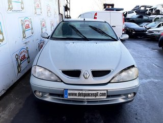Centralita motor renault 8200044437 megane 1119843