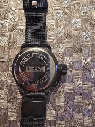 Reloj Military Royale F-1E con brújula