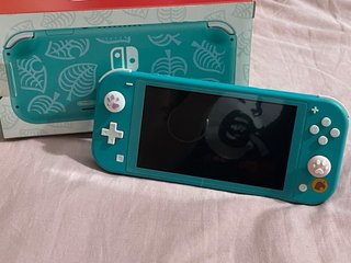 Nintendo Switch Lite con accessori