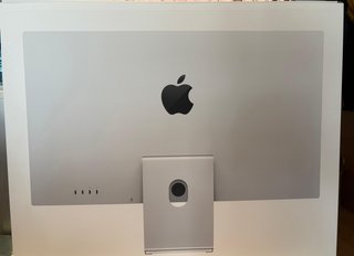 Apple Studio Display 27" 2026 precintado