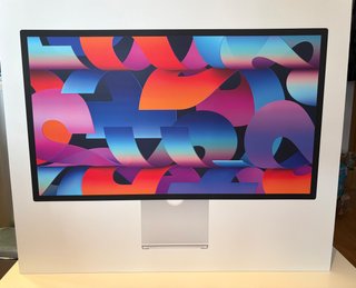 Apple Studio Display 27" 2026 precintado