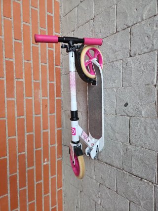 Patinete Oxelo rosa y blanco