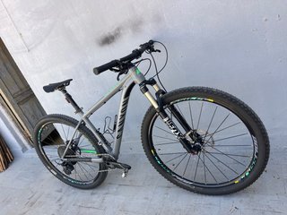 Canyon grand canyon XT 1x11 Fox Crossmax 29”