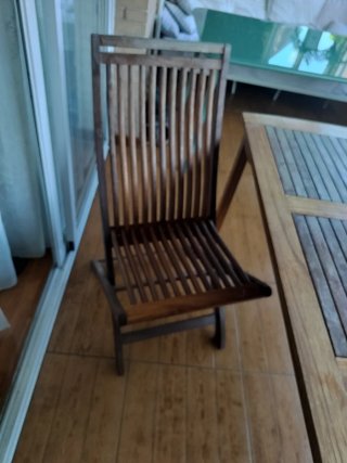 Mesa de madera para exterior con 3 sillas