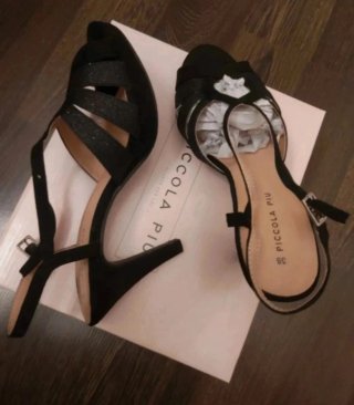 Sandalias tacón negras fiesta
