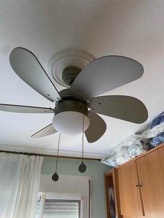 Ventilador de techo con luz LED son dos unidades