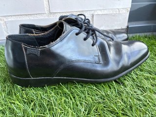 Zapatos Camper Negros
