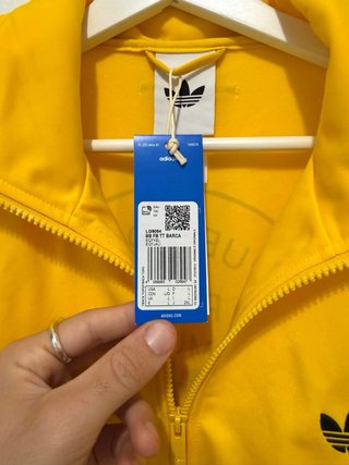 Sudadera Adidas x Bad Bunny Barcelona Amarilla