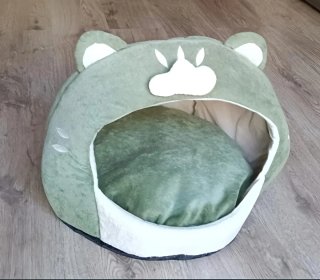 Cuccetta per gatti con design orso
