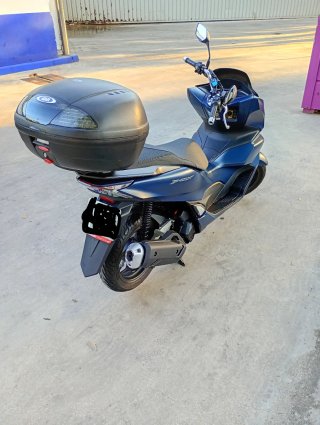 Honda PCX 2023 Maxi Scooter