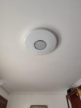 Lámpara LED 3 tonos de luz con mando