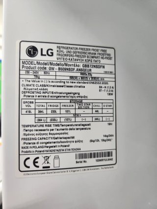 Nevera LG ThinQ Plateada con Pantalla