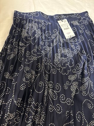 Falda plisada Zara azul con estampado