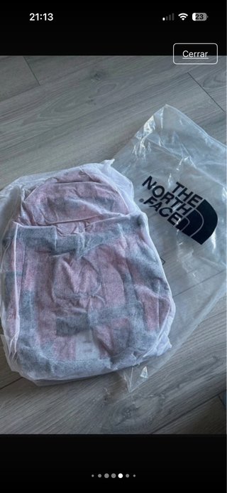 Mochila The North Face roja burdeos