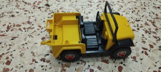 Playmobil Jeep Amarillo