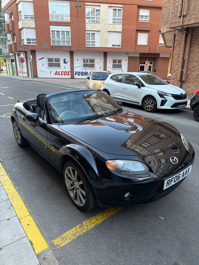 Mazda MX-5 2007 - foto 1
