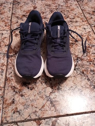 Zapatillas Nike Talla 42.5 Azul y Blanco