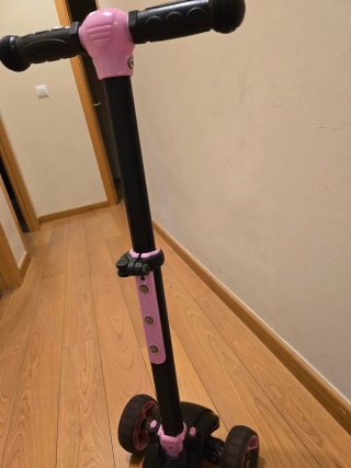 Patinete Fascol 3 ruedas rosa y negro