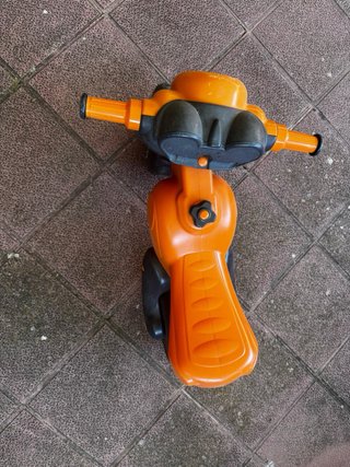 Moto correpasillos naranja 2 ruedas