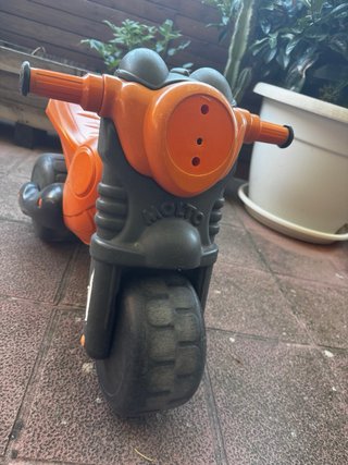 Moto correpasillos naranja 2 ruedas