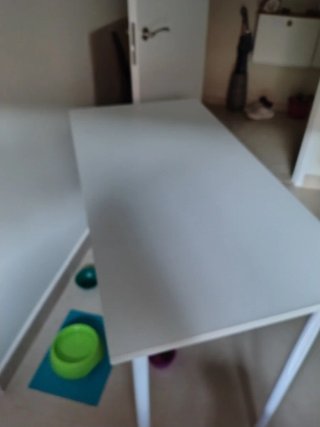 Mesa de comedor blanca