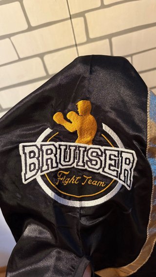 Pantalones de boxeo Bruiser negros y dorados
