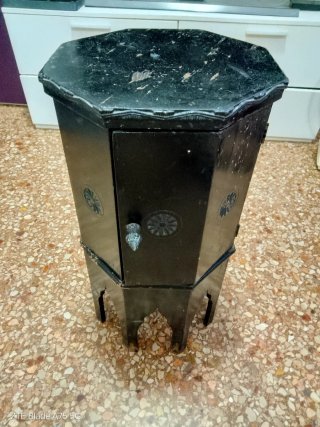 Tavolino cinese esagonale vintage
