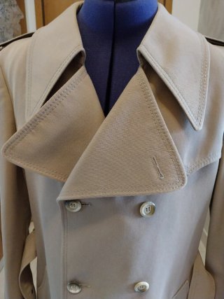 Trench stile inglese beige