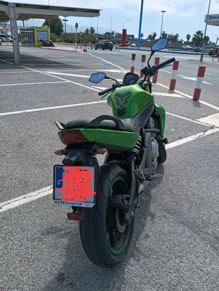 Kawasaki ER-6n Verde
