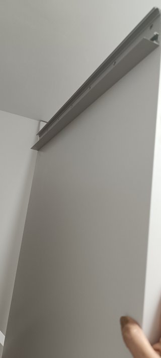 Puerta 62.5cm + sistema corredero invisible