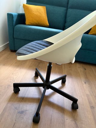 Silla giratoria y elevable como nueva
