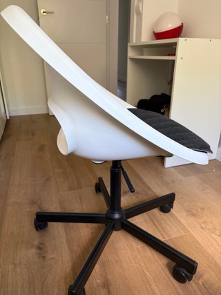 Silla giratoria y elevable como nueva