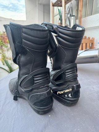 Botas de proteccion  moto talla 43.