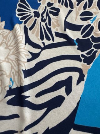 Maglia donna fantasia blu e bianca
