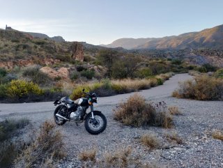 Mash 250 Café Racer Negra/Plata