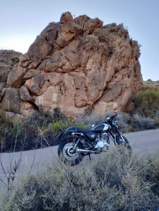 Mash 250 Café Racer Negra/Plata