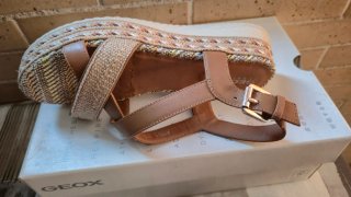 Sandalias Geox Marrón Multicolor