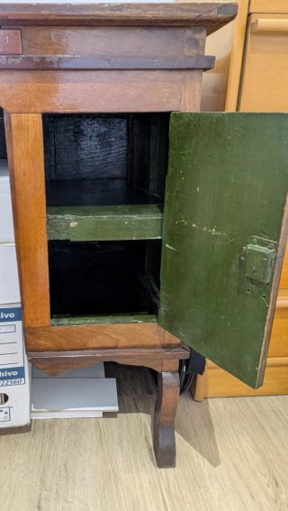 Escritorio antiguo madera para máquina de escribir