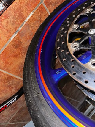 Juego Neumáticos Slicks Bridgestone V02 120/200