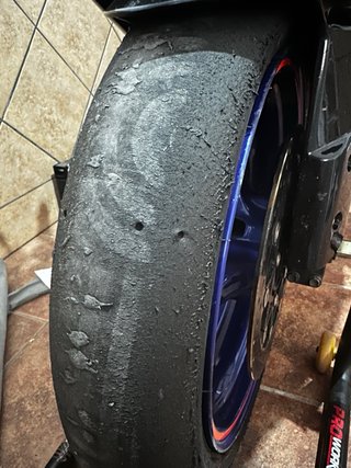Juego Neumáticos Slicks Bridgestone V02 120/200