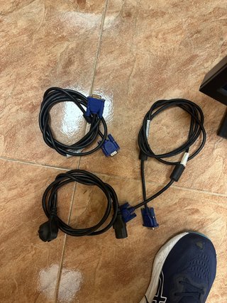2 Monitores Dell P2210f 22 con cable de poder