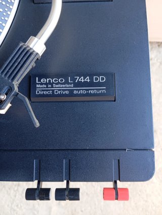 Tocadiscos Lenco L744 DD
