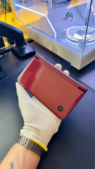 Nintendo dsi XL con giochi