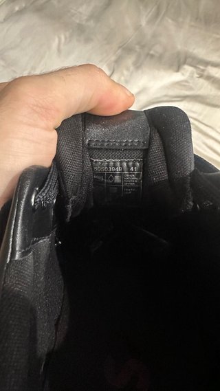 Zapatillas BOSS negras y rojas talla 41