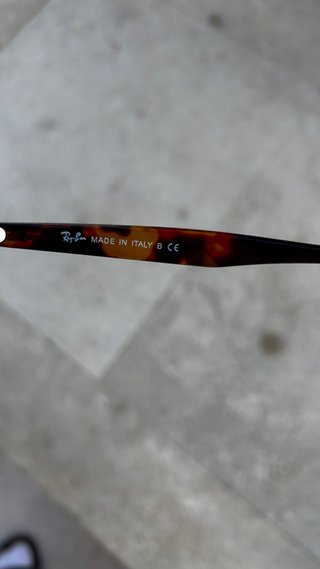 Occhiali da sole nuovi