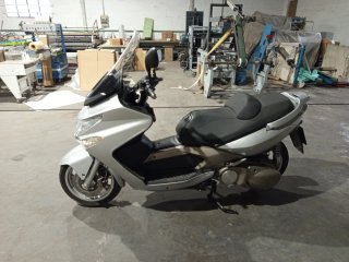 Kymco Xciting 500 2004 Plata