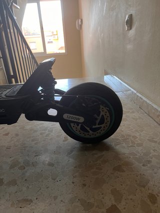 Patinete Cecotec Bongo Y65 Casi Nuevo sin defectos