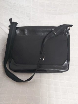 Bolso Cartera Unisex Negro. Combinado piel con pol