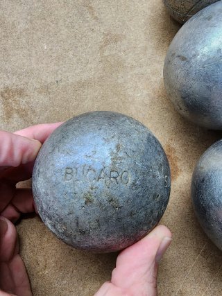 Palline da bocce di diverse marche (nessuna uguale)